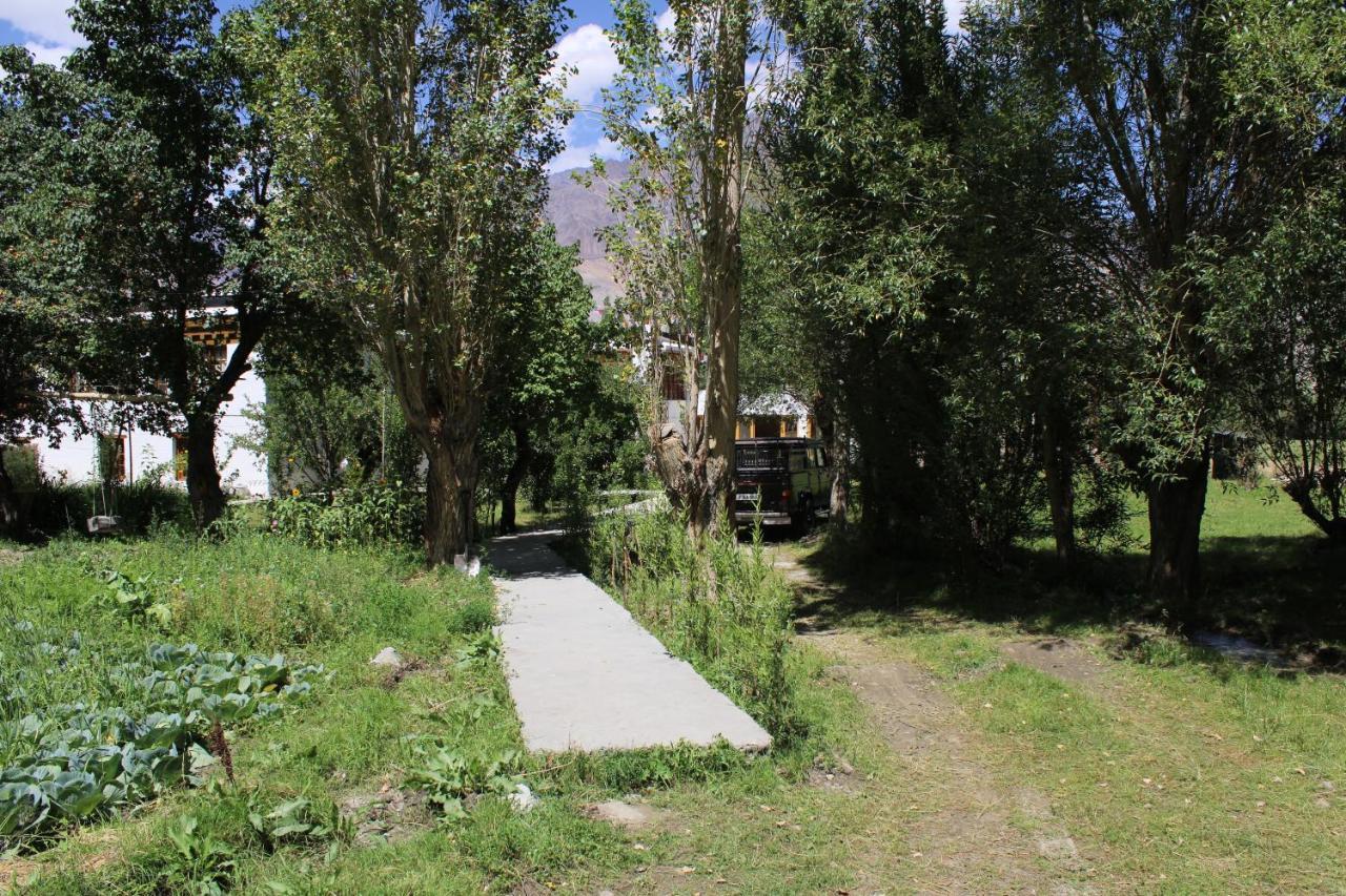 Sernang Homestay Hundar Exterior foto