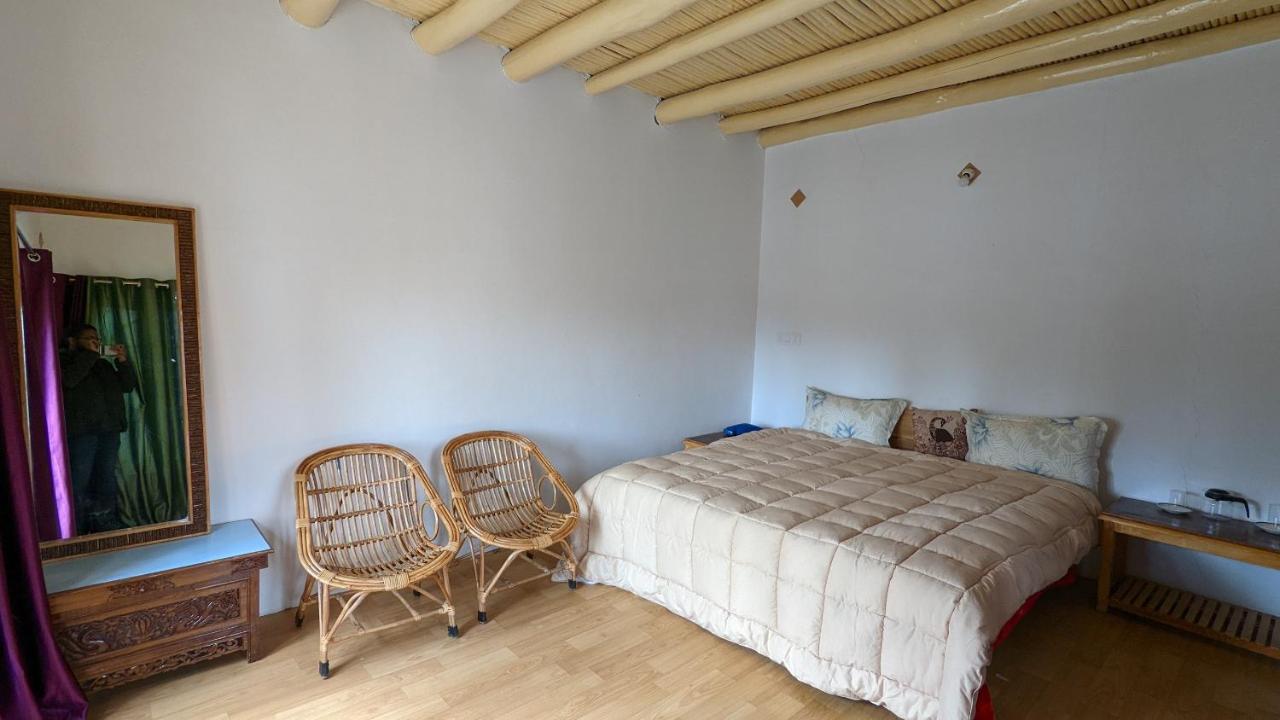 Sernang Homestay Hundar Exterior foto