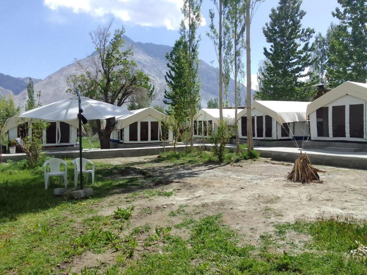Sernang Homestay Hundar Exterior foto